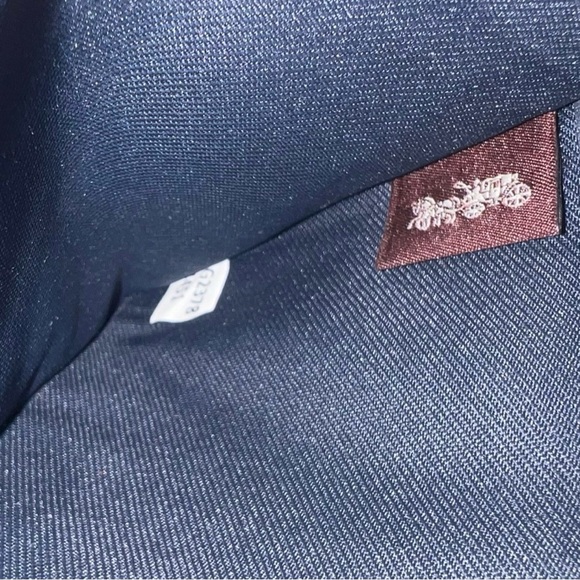 COACH Long Zip-Around Wallet Navy Pebble Leather w Gold Hardware AUTHENTIC - Picture 6 of 6